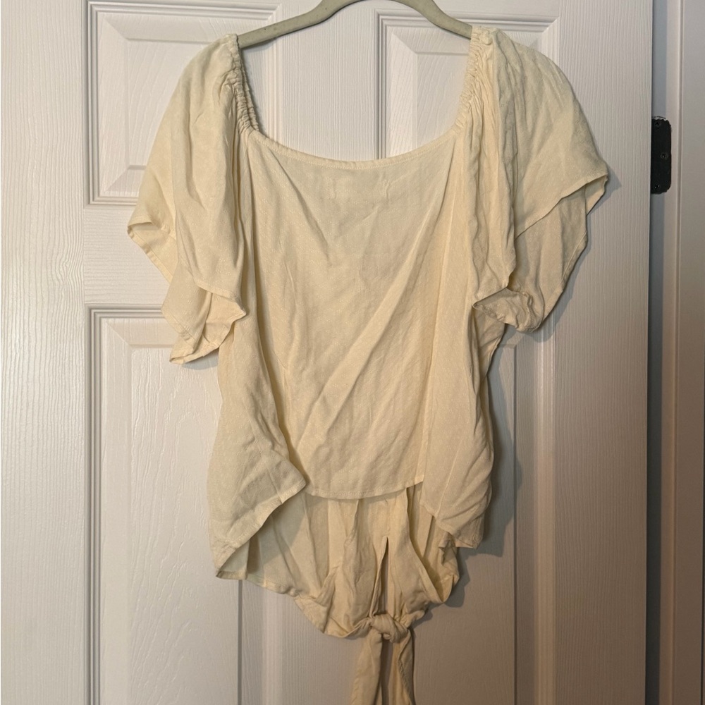 Cream Button-Front Women’s Tie-Hem Top - Picture 3 of 4